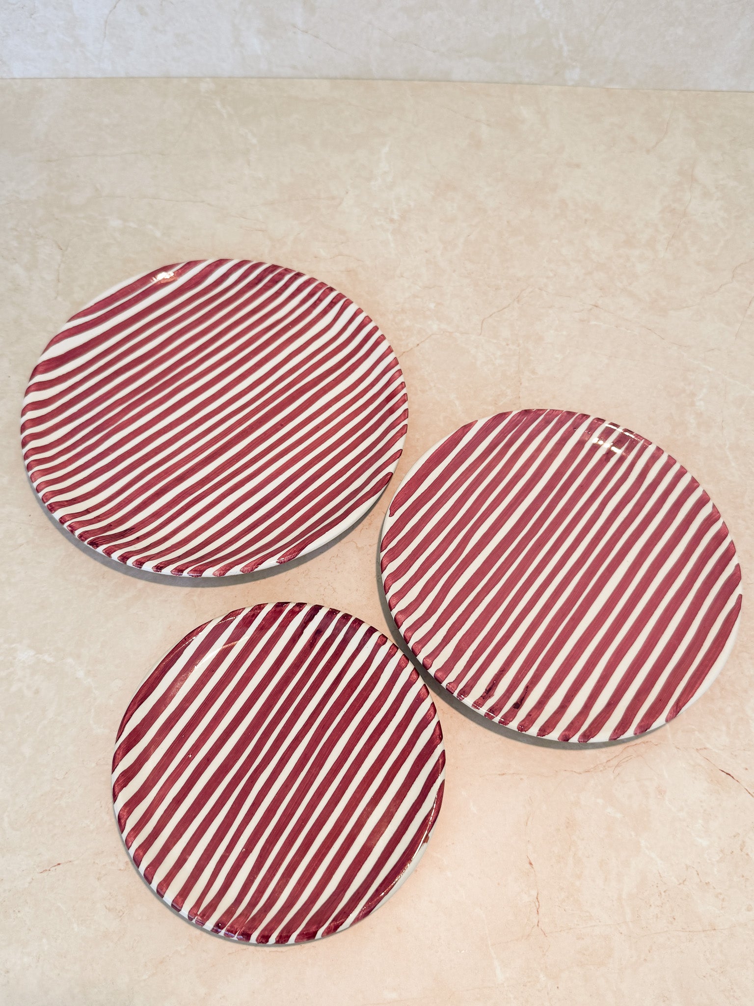 Alma bordjes– handgemaakt schaaltje van Kerh, rood wit gestreept uit Portugal.