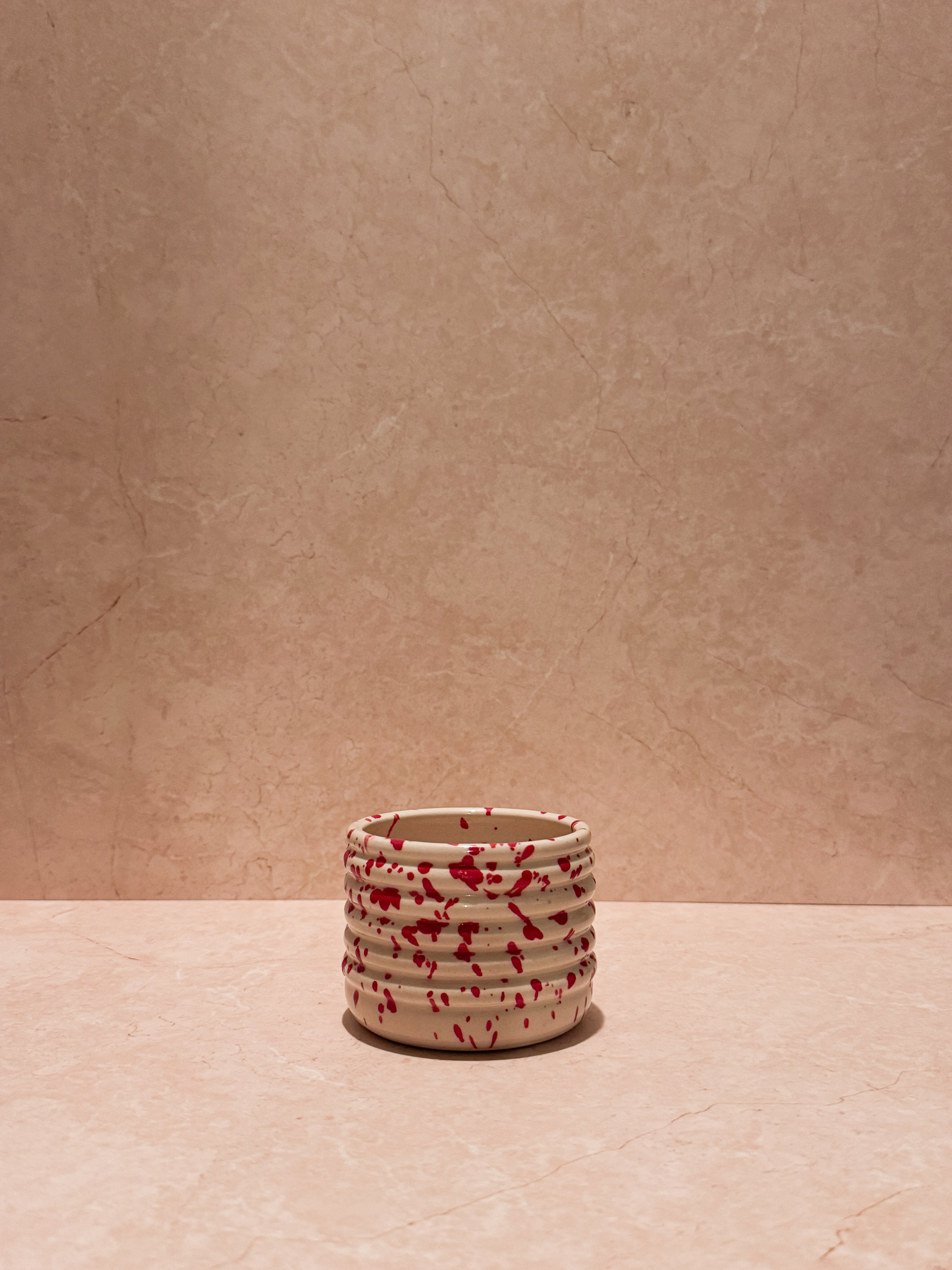 Puglia mok ribbel fijn rood