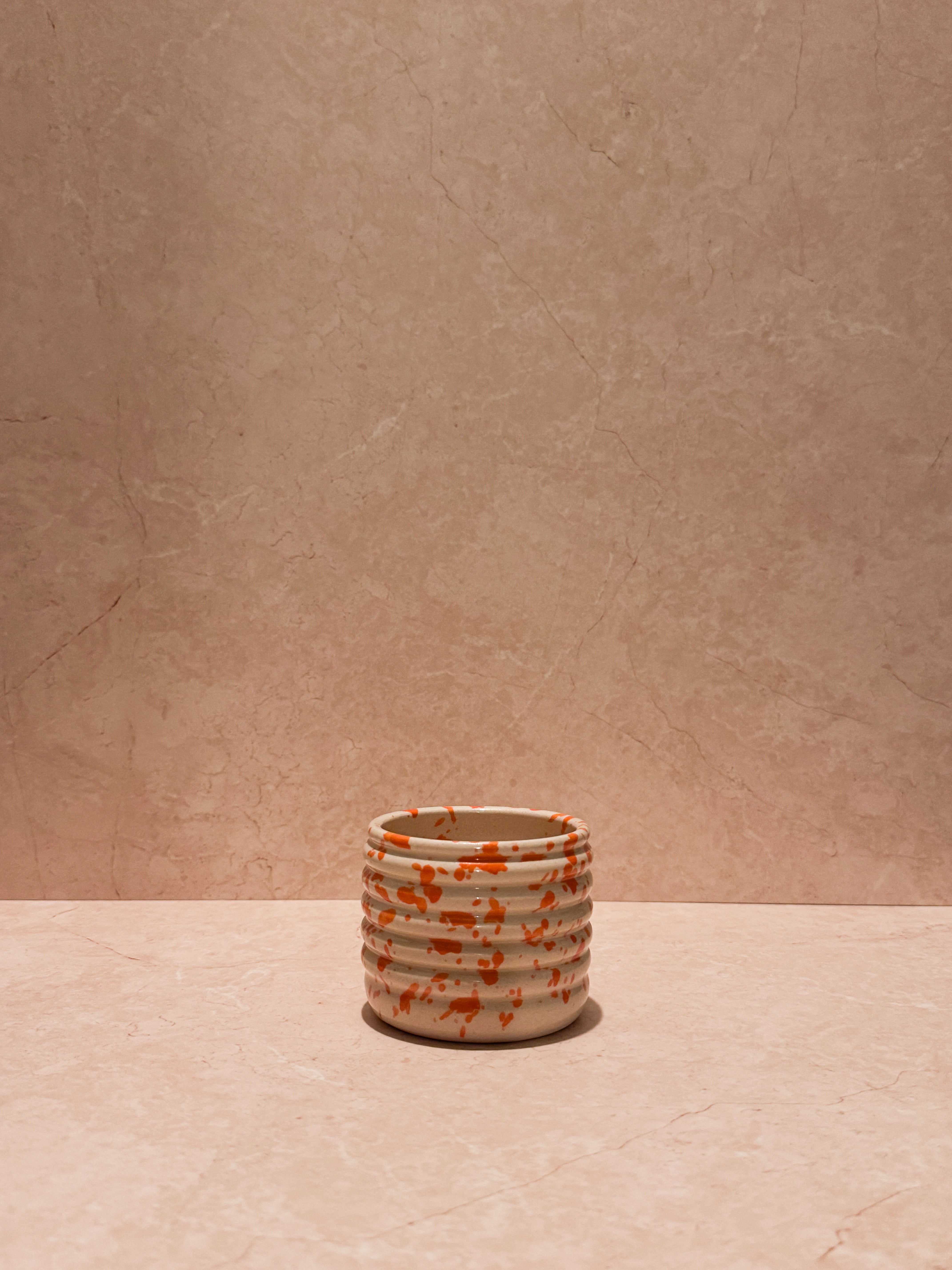 Puglia mok ribbel fijn oranje